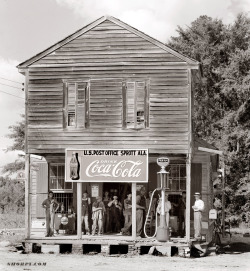 Walker Evans:  Sprott Post Office,  Alabama