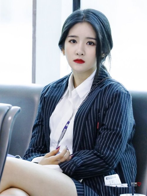 liviahye: © EXY TIME