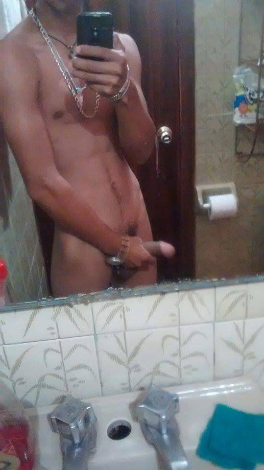 rgkevina:  Hetero 18 anos de México. 