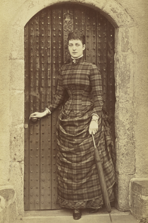 teatimeatwinterpalace: Queen Alexandra when Princess of Wales. (x)