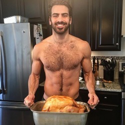 hotfamousmen:  Nyle DiMarco