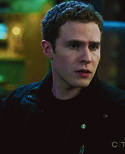 inejkazjesper:  Fitz realizing that Simmons