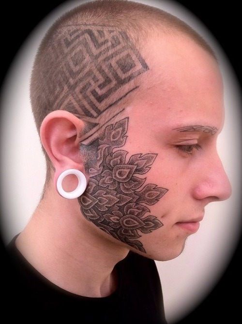 gnarcissusart:  head tattoos, can’t wait to get my head tattooed this spring :D   Been diggin’ the head tattoo aesthetic. I would like to get one in the future.