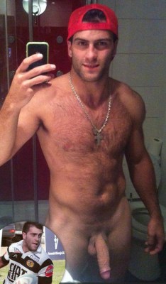 luvindick:  Love dick? Me too! Show us yours…Follow me for more.