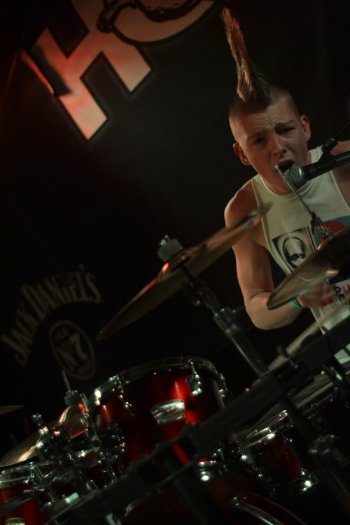 mrmohican:  Me playing live at The Horn last year. I’m only putting pictures of me as I didn’t want to put other peoples pictures on the internet without their permission.. 