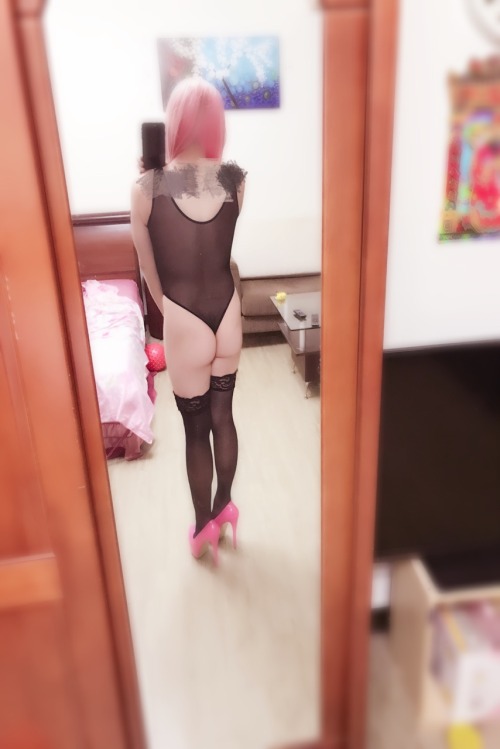 Crossdressing sissy fishing for fun