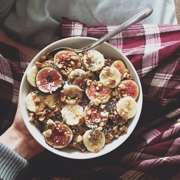 iamnotover:  The best of oatmeal for April  