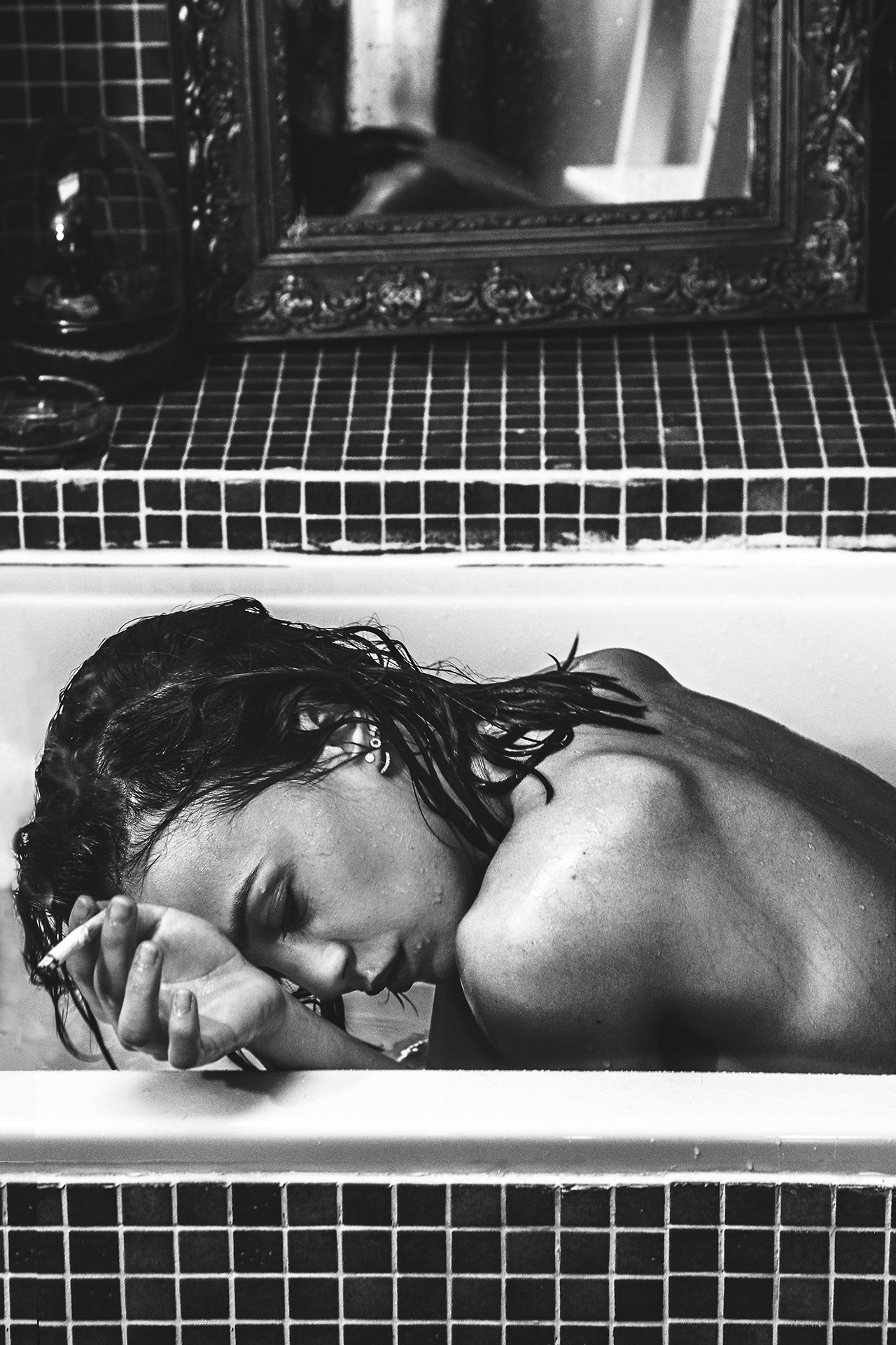 a-place-of-worship: Alice Belaïdi //  Romain Rigal   // Nakid Magazine  