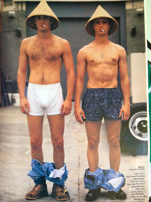 XXX Luke Perry & Jason Priestley photo