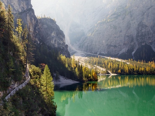 sublim-ature:Lago di Braies, ItalyMartin Rak