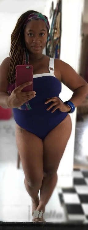 missprimproper:  Beach Day🌞