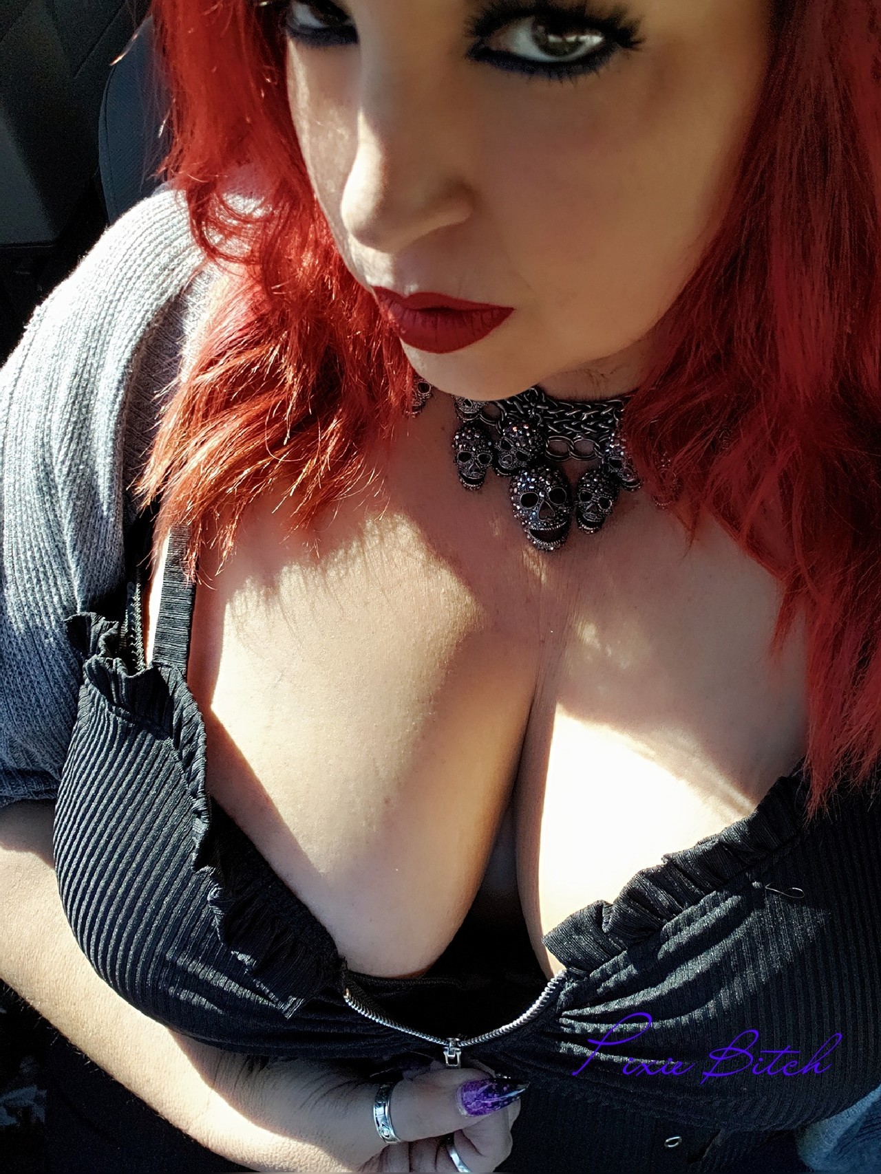 pixie-bitch75:  Sexy on Sunday… 💜kisses,pixie💜