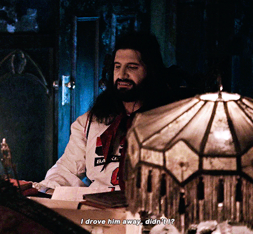 milkfr1dge:  mulderscully:  WHAT WE DO IN THE SHADOWS | 2.10   you idiot nandor