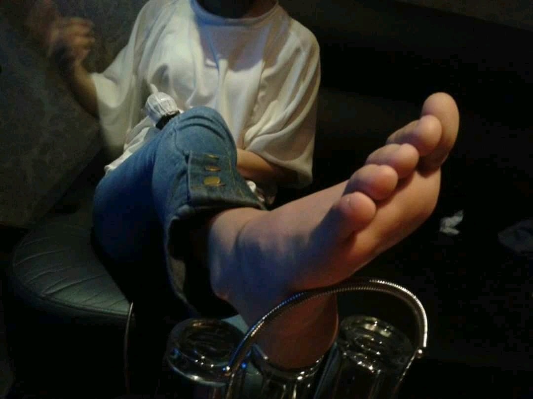 lovetoes1:  