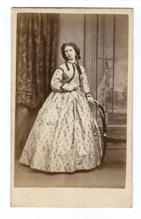 superb CDV Carte de visite original 19th century photograph undated but likely 1860’s from the