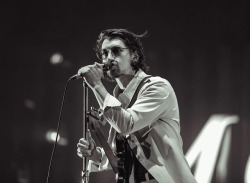 alexturntable:    magneticmeat Alex Turner | Arctic Monkeys | Primaverasound Barcelona 2018 |  