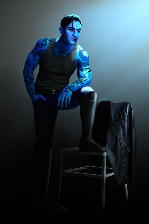 k6034:myevilmouse: I commissioned the amazing @k6034 to do a companion biker!Thrawn piece to my bike