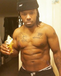 str8dudezxposed:  This is Lamar… Lawd!!!! 😈😈😈Http://www.Str8DudezXposed.tumblr.com