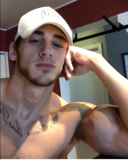 bradjock2:  sportsfan1la:  sexyfantasybro: