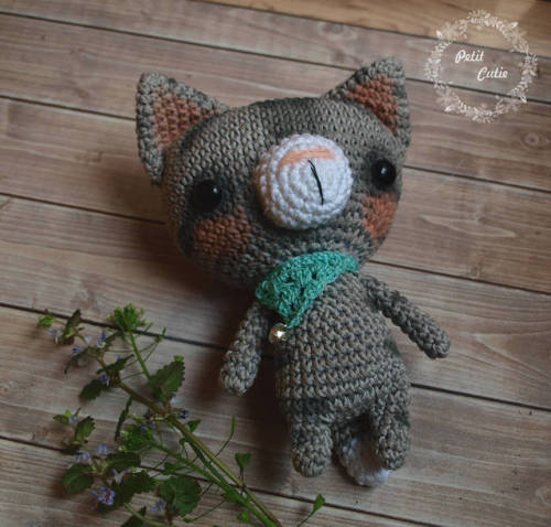 Amigurumi cat // PetitCutieShop