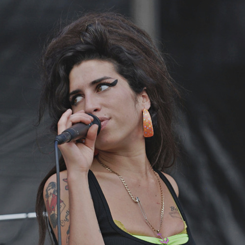 amywinehousequeen:  amy winehouse