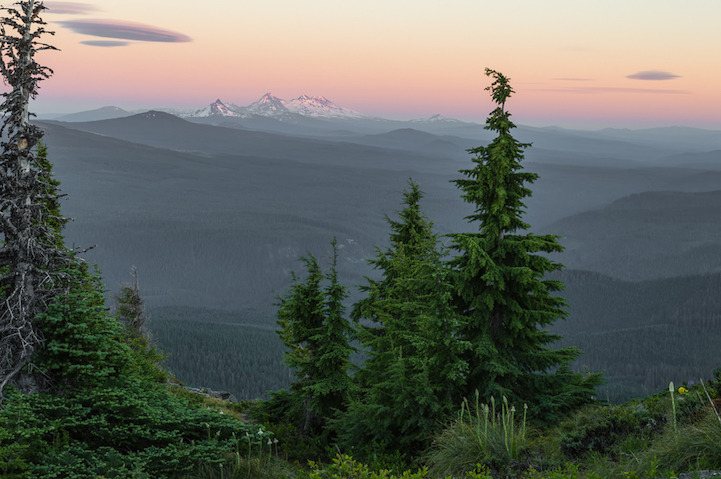 bobbycaputo:    Breathtaking Landscapes Capture the Diverse Beauty of Oregon Photographed