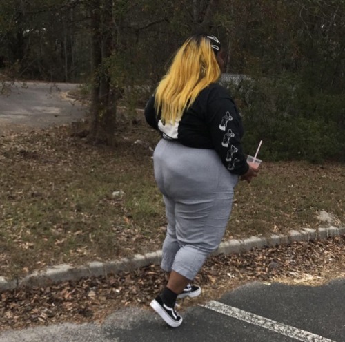 luhshawnay:fat women aren’t appreciated the same when they have small asses and weird curves. it’s a