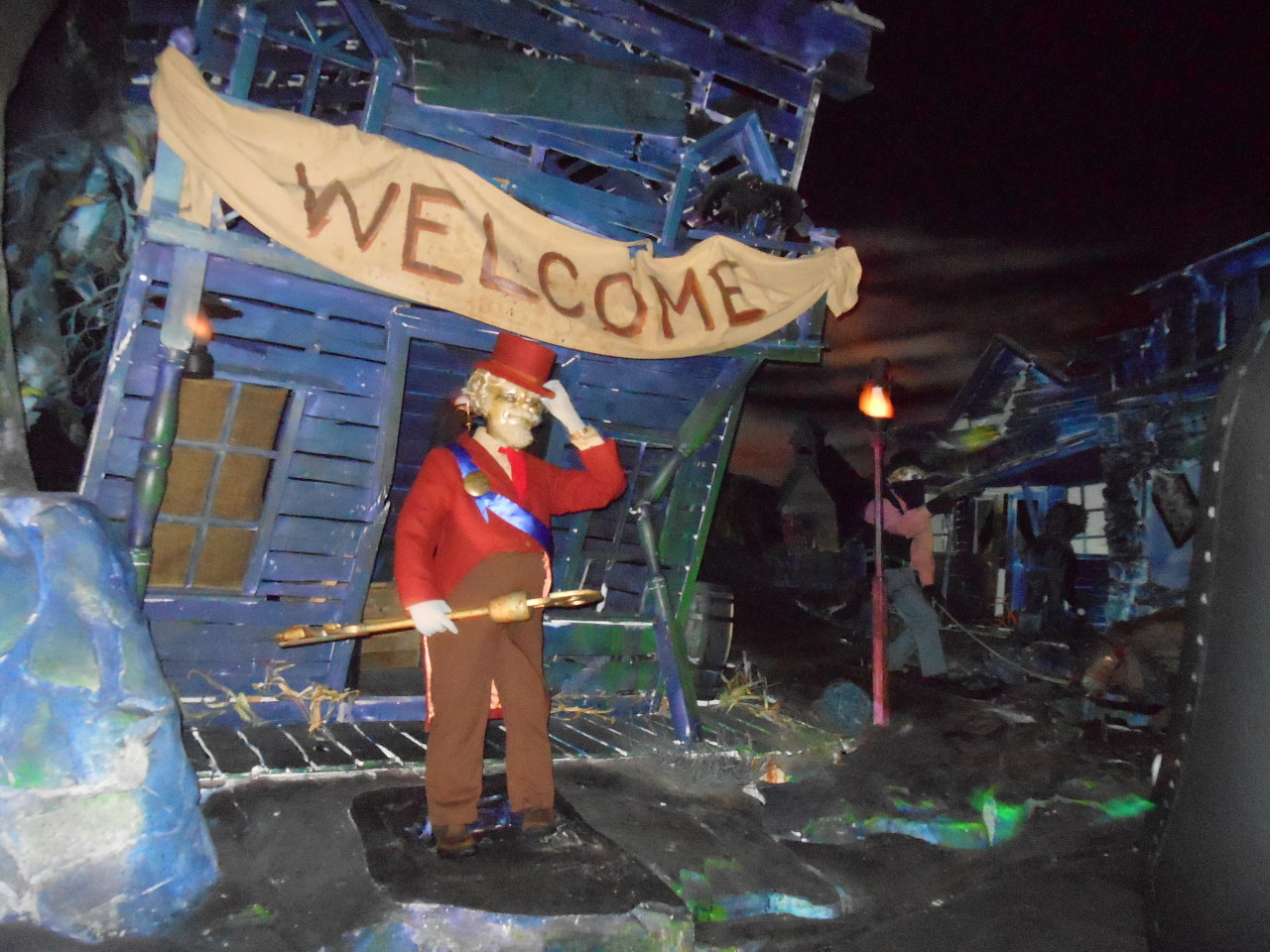 awkwarddinosauce:  Phantom Manor at Disneyland Paris. It is so much cooler than the