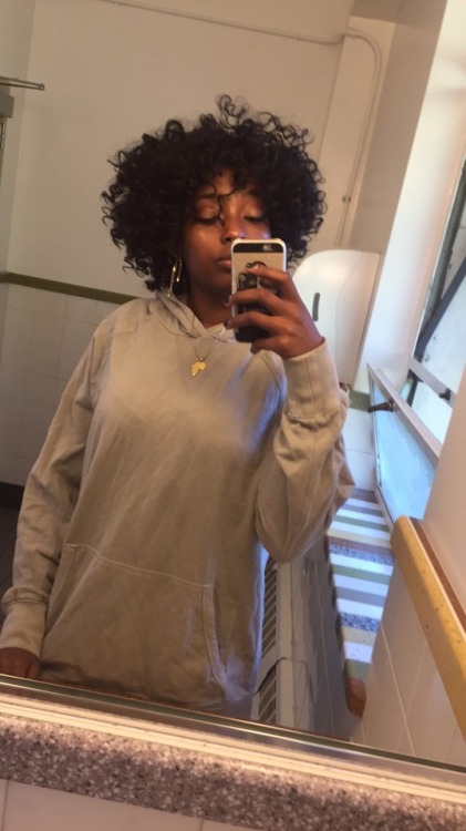 artsy-q:Back in college with my bullshit and I’m killing the game already. Remember to use people’s 