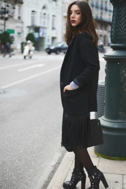 thatisstylish:  Tassels pencil skirt here