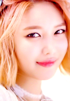 youngtiffany: Sooyoung in Party MV