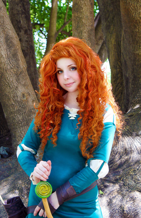 Brave cosplay: Princess Merida by ~thecrystalshoe