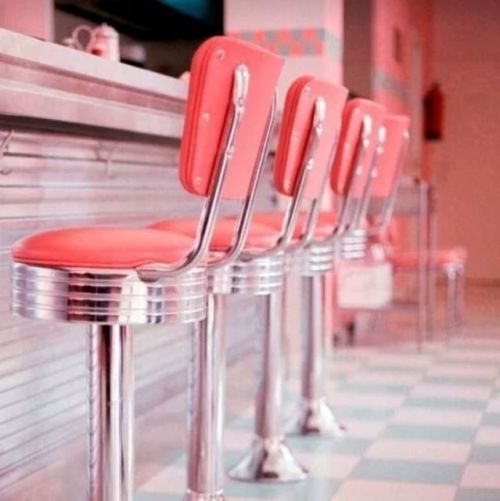 50s diner aesthetic