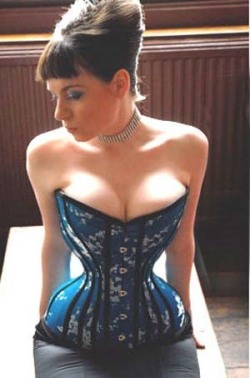 mmmm-corsets