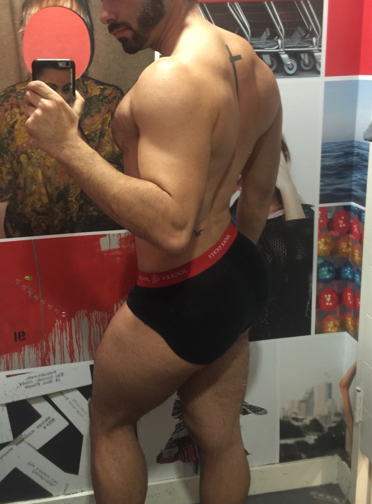 shaun-alejandro:  notanothergayguy:  Getting thicker by the min.   A daddy 