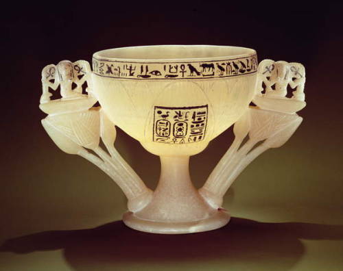 egypt-museum:Tutankhamun’s Lotus ChaliceThis alabaster chalice in the form of a lotus is decorated w