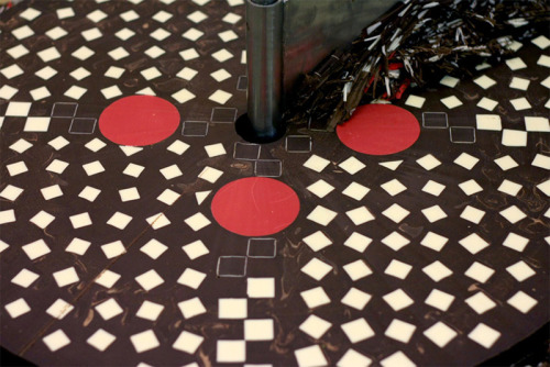 itscolossal:  Hidden Geometric Patterns Gradually Revealed inside Giant Chocolate Cylinder