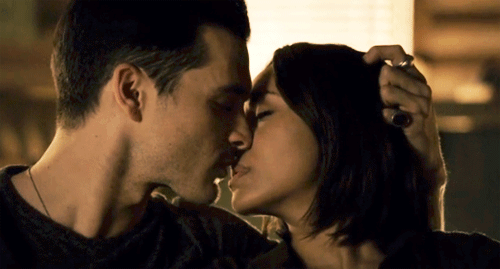 malarkeydailyposts:   7x20 “Kill them all”