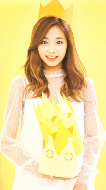 Tzuyu (Twice) wallpapers  like/reblog if you save/use
