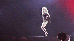 thehausofronnie:  RUN THE WORLD  Queen B