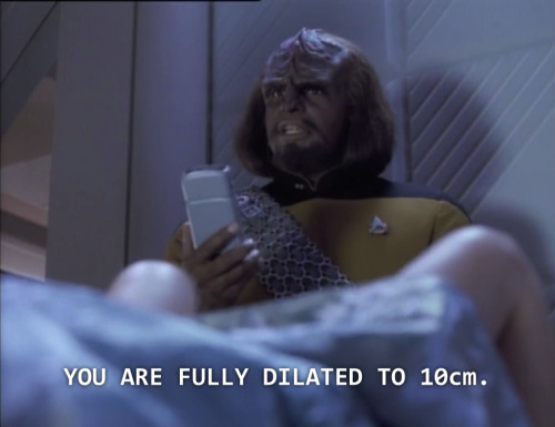 bcleazy: Worf delivers Keiko’s baby