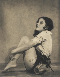 holdthisphoto:  Mary Doran, 1928 by William