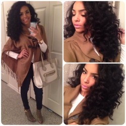 lipstickncurlss:  Headed to the #iDefineMe Womens Empowerment Holiday Lunch! See you there! These are #Day2 wanded curls! You know I love my big #TEXAS hair! And if your wondering my bag is from Aldo &amp; poncho from TJ Maxx! #naturalhair #teamnatural