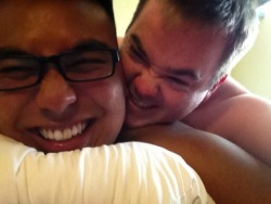 fuckyeahgaycouples:  Cuddle time!  Me: thegaycard.tumblr.com