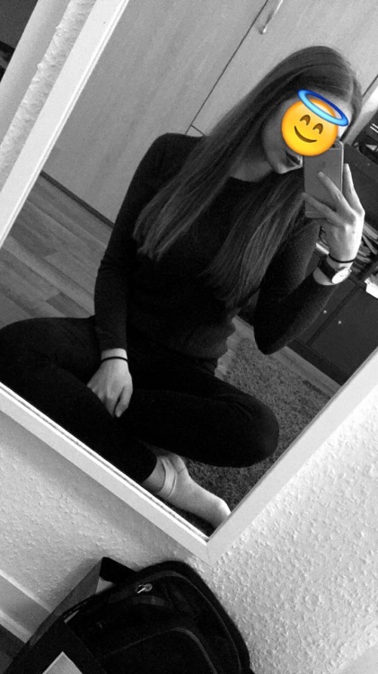 mood-you:  “Ich bin dein Schutzengel, ich nehme dich in Schutz, Engel.” 