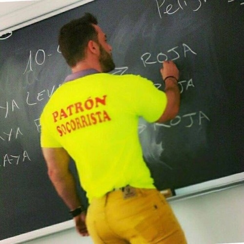 cowboybulgejeans: the-privateer:  musclehunkymen: ‪Muscled school teacher Juan Luis San Nicholas and the clothes he wears to class. where were teachers like this when i went to school!?  brains and braun 