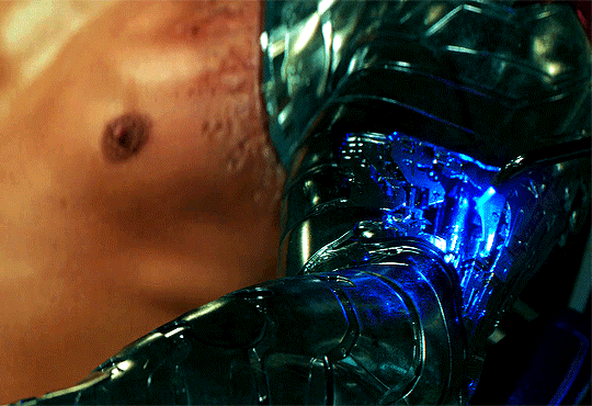 brolinjosh: Bucky’s arm + close up;