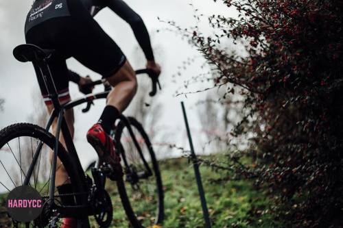 crossgram: I love the @trekbikes cx bike! Stunning! #vsco #vscocam #vscofilm #vscogood #cx #cycling 