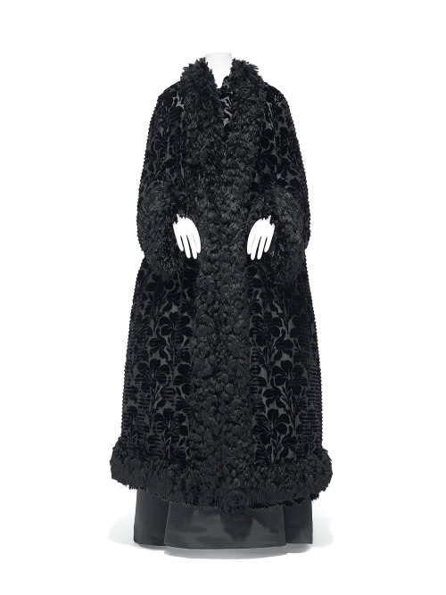 Pingat evening coat, 1888-90From the Metropolitan Museum of Art