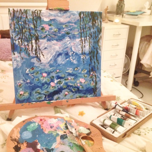blossomalida:My attempt on Monet’s water lilies ft. fairy lights.